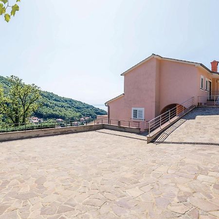 1 Bedroom Stunning Apartment In Mošćenička Draga Exterior foto