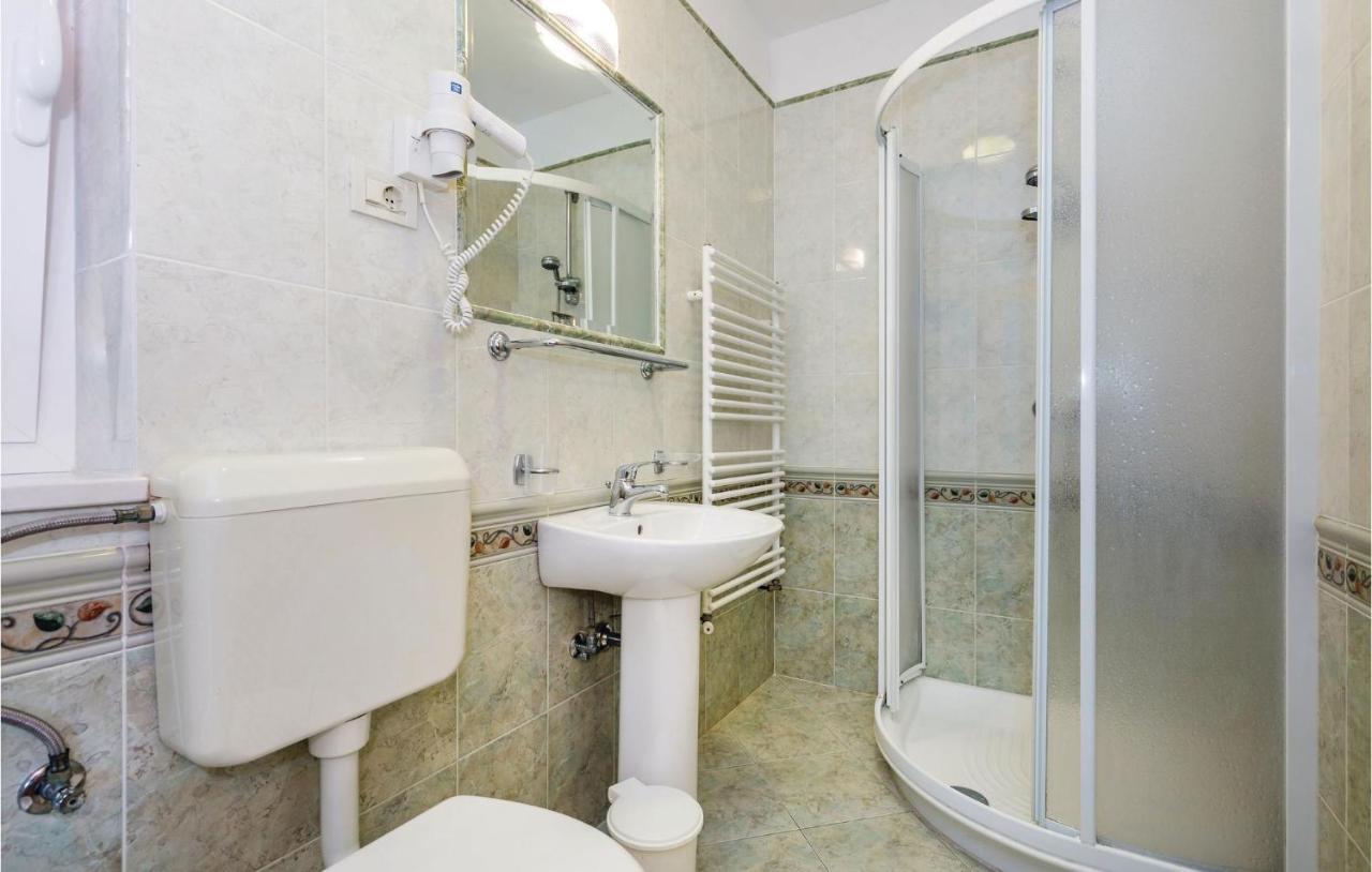 1 Bedroom Stunning Apartment In Mošćenička Draga Exterior foto